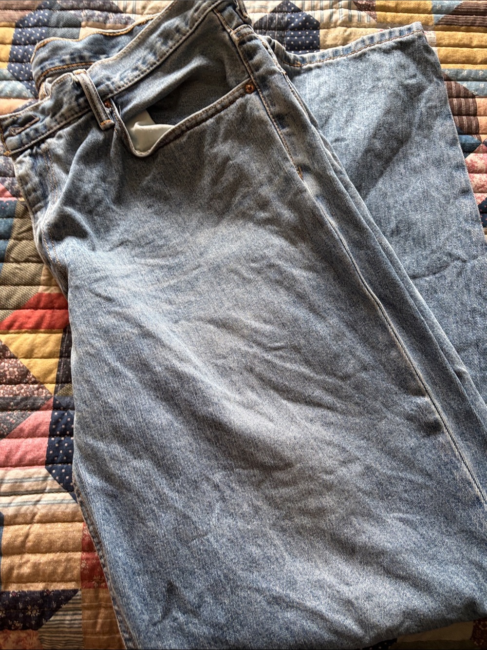 Levi's Relaxed Fit Light Blue Denim Jeans 560